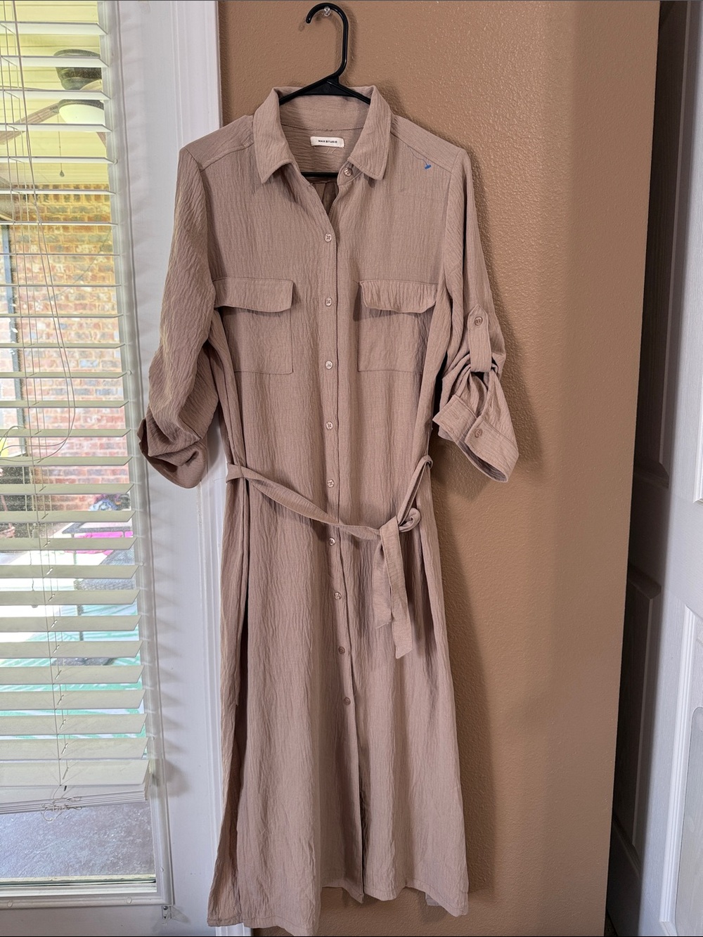 🥳 7/$10!! Light Taupe Shirt Dress with Belt